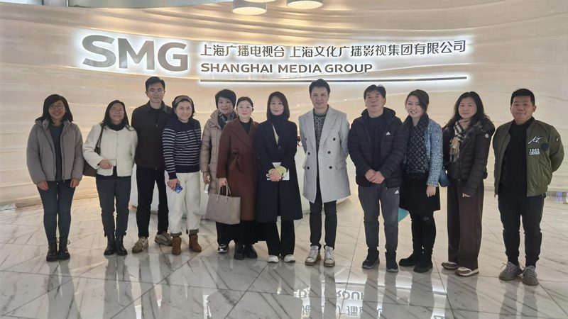 拍摄室内布光灯具怎么选