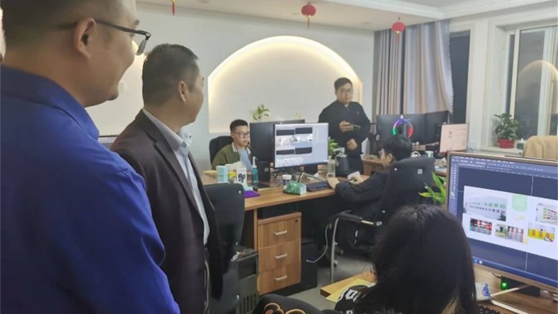 行业背景：内容为王，合规先行